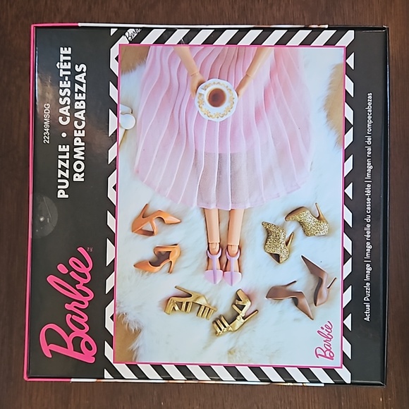 BARBIE PUZZLE - Picture 7 of 10